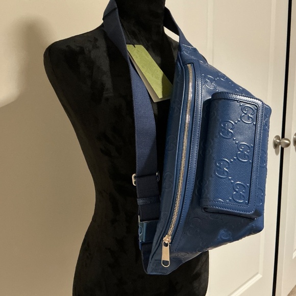 GUCCI blue Calf TENNIS perforated GG Embossed leather 90-36 Belt Bag - Picture 12 of 13